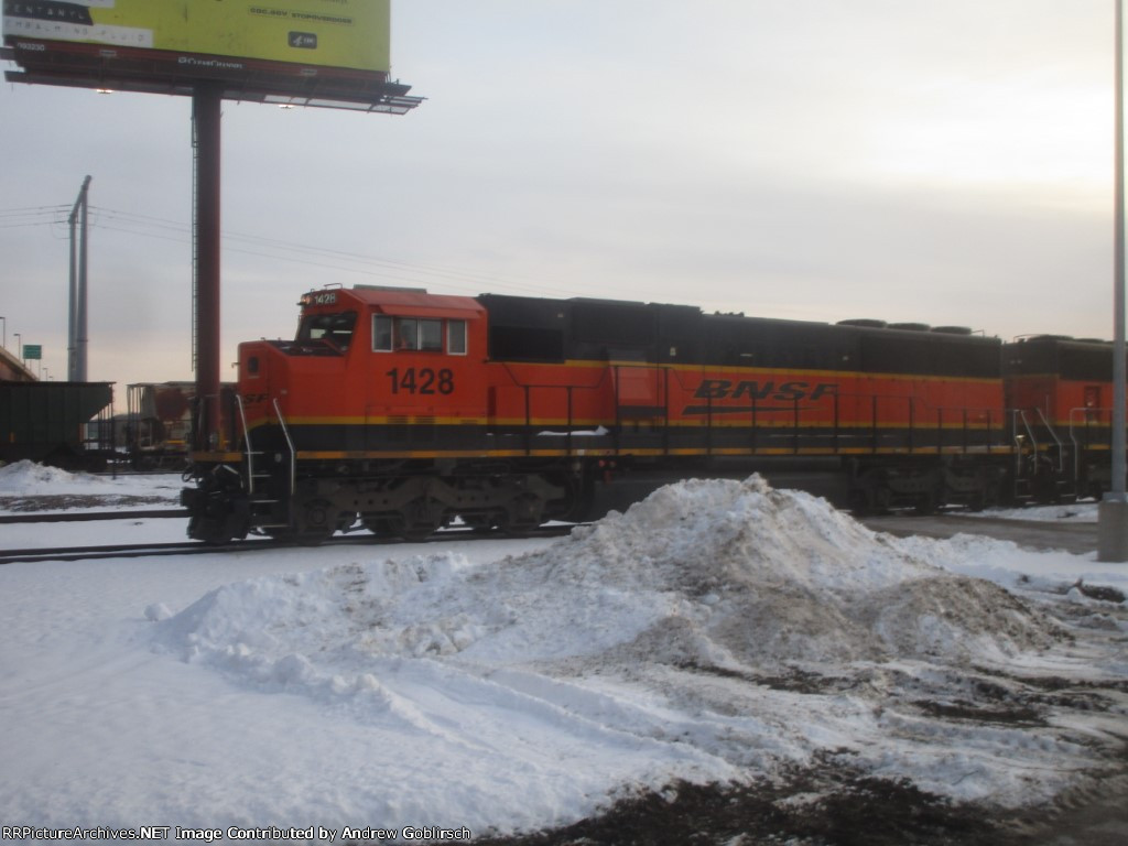 BNSF 1428 Snow